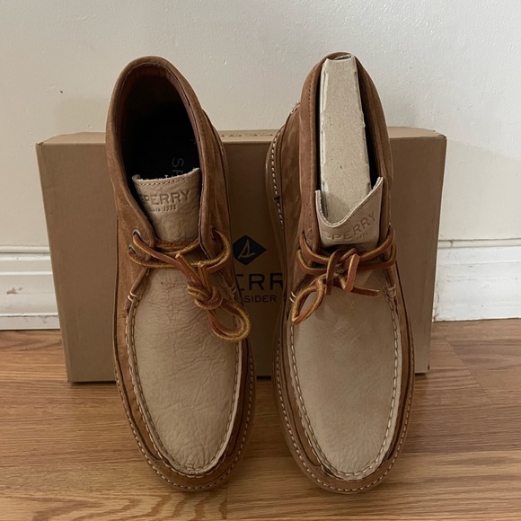 New with box sperry gold crepe chukka boot tan/stone size 10 j crew collab - Picture 4 of 9